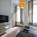 Cosy Corner - Csengery Street