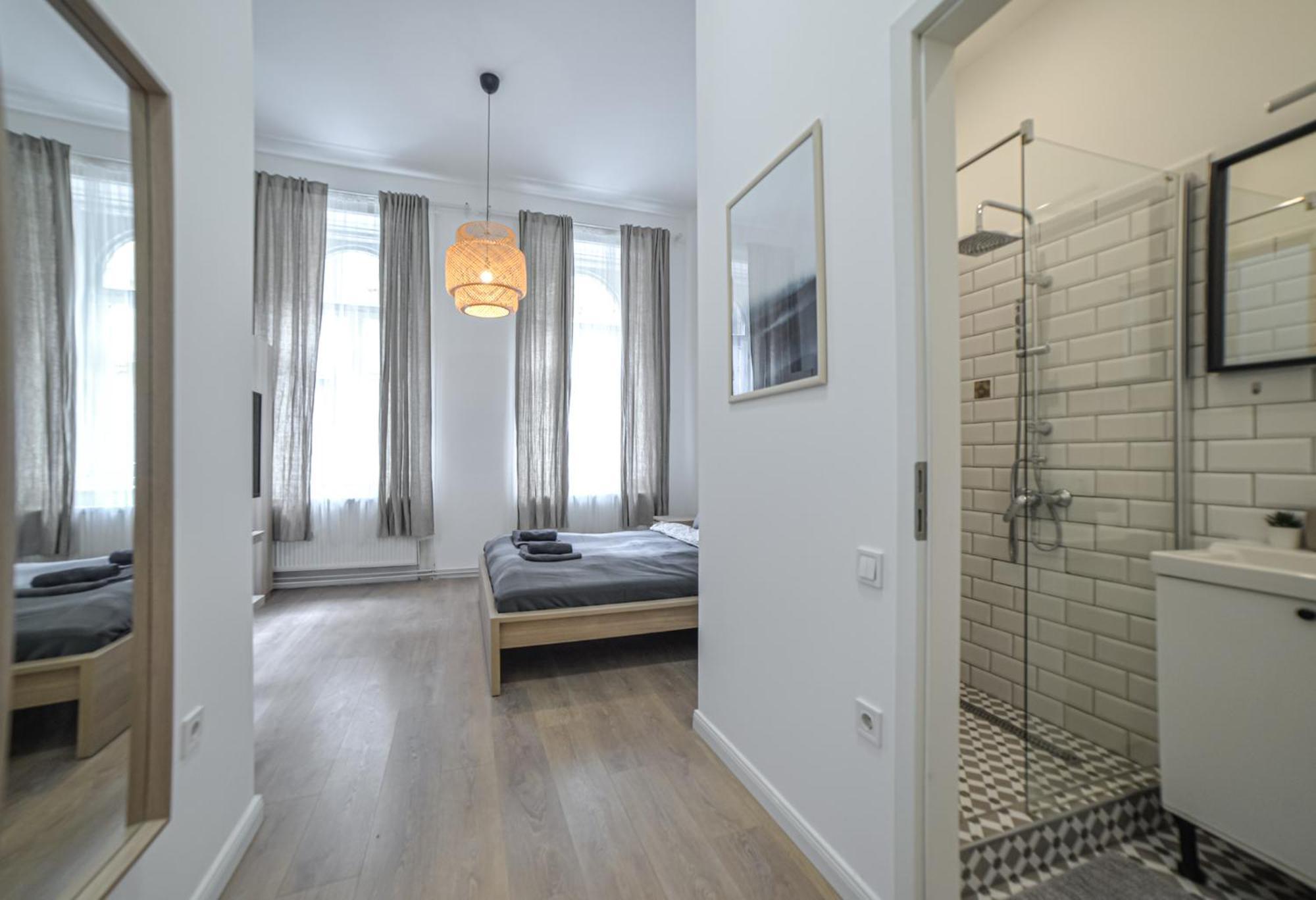 Cosy Corner - Csengery Street Apartment *