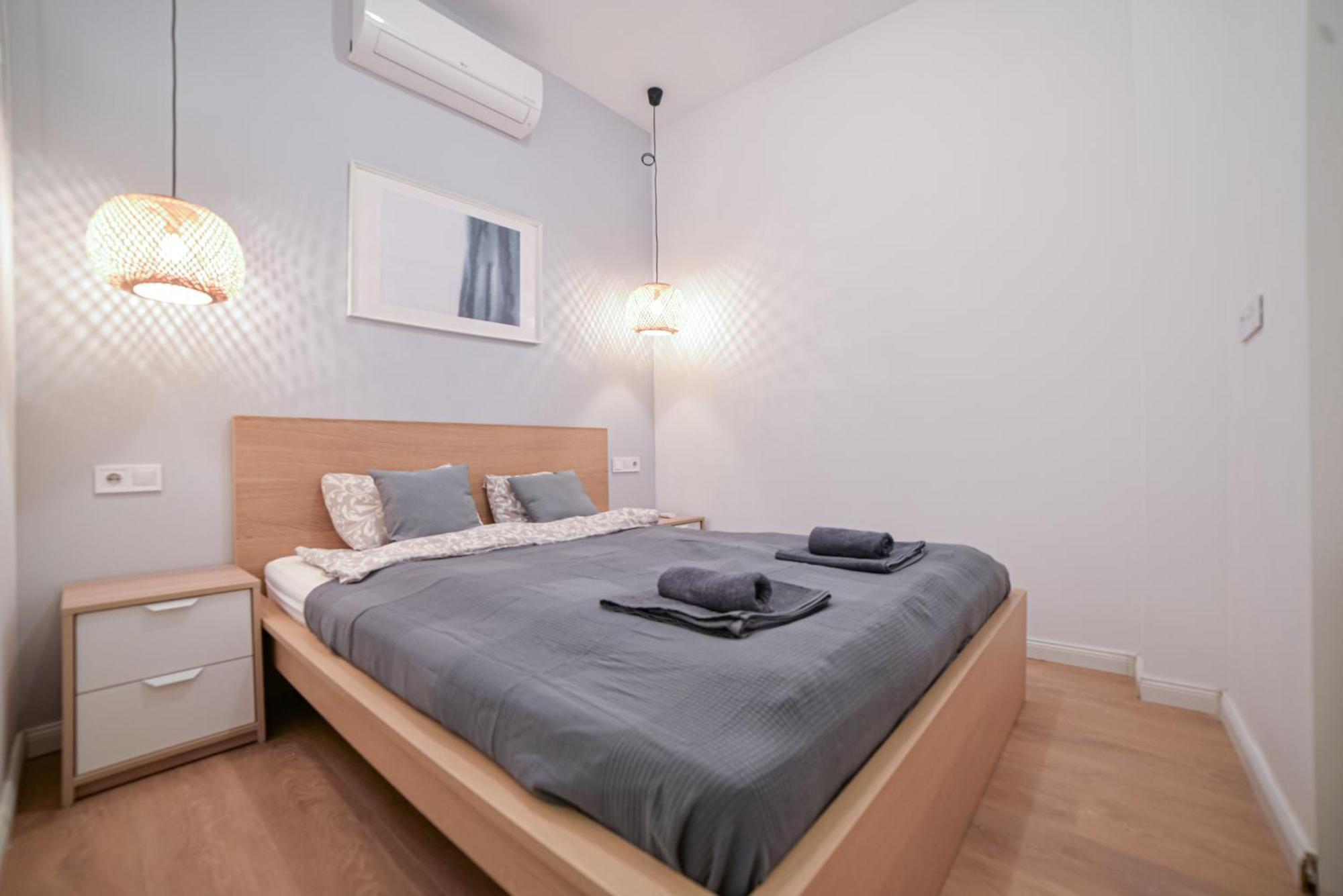 Cosy Corner - Csengery Street Apartment