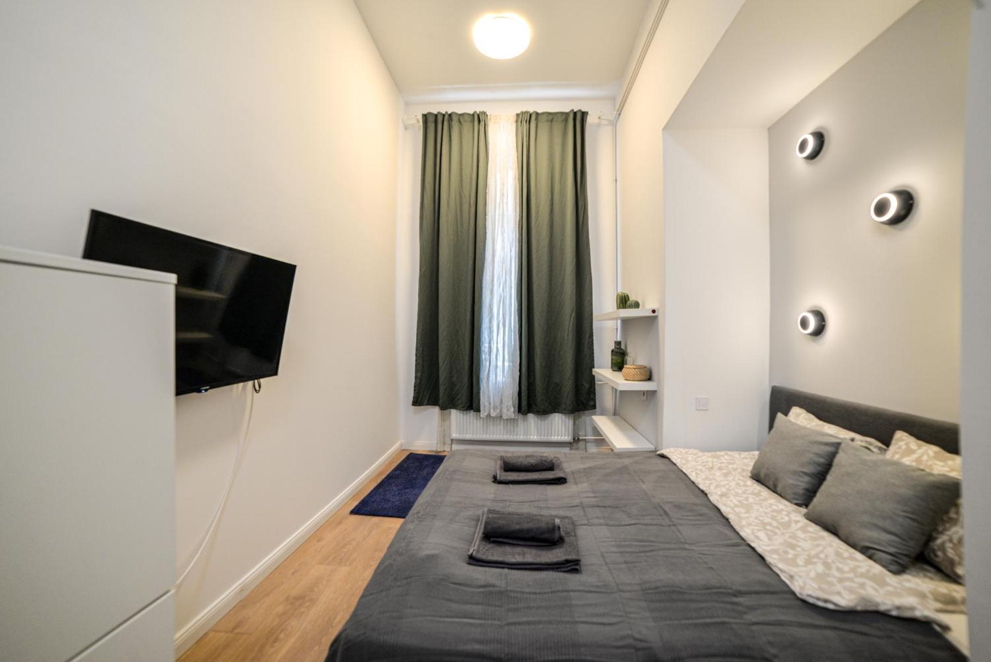 Cosy Corner - Csengery Street Apartment